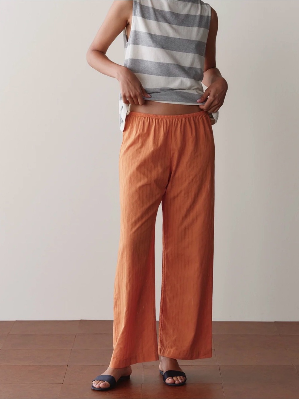 NEW DONNI The Eyelet Pop Simple Crop Pant in Apricot size S